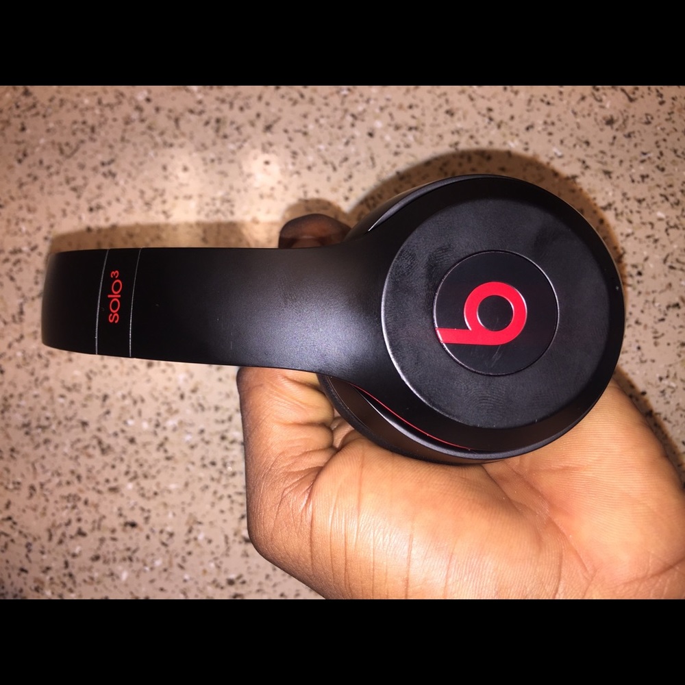 Beats wireless solo3